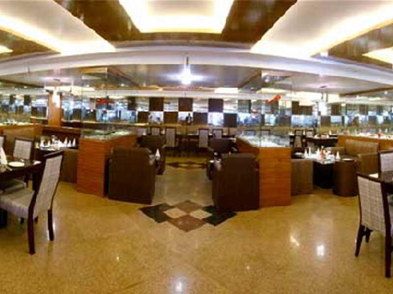 The Grand Hotel Bizzotel Gurgaon Exterior photo